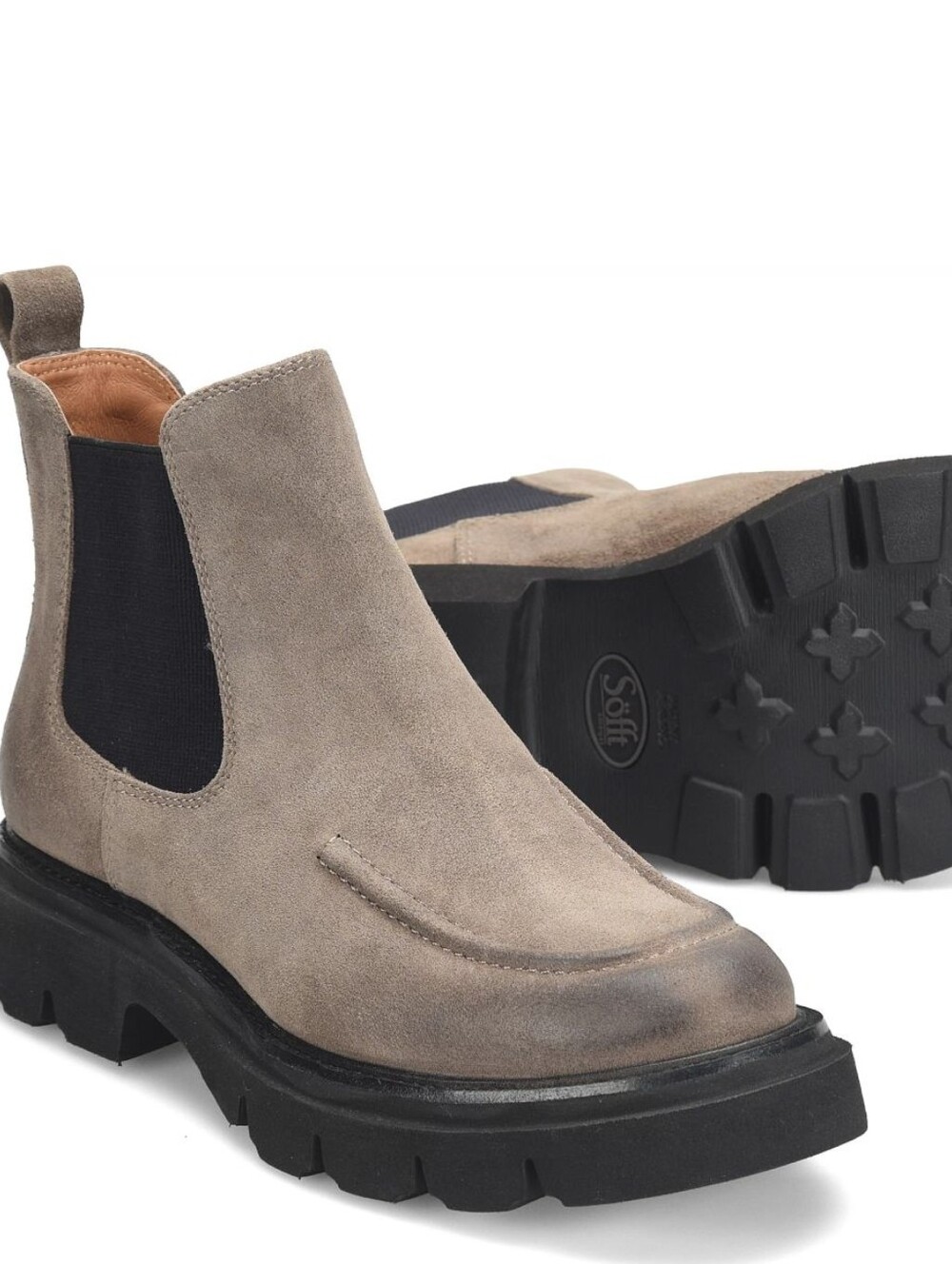 NWOT Sofft Samira Boots in Taupe Suede